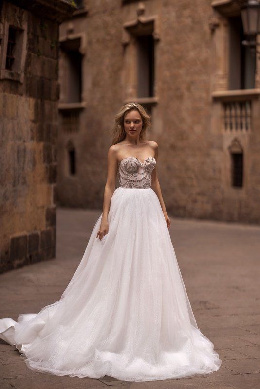 Asteria Ivory